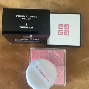 Givenchy PRISME LIBRE BLUSH .# 2 taffetas rose . New